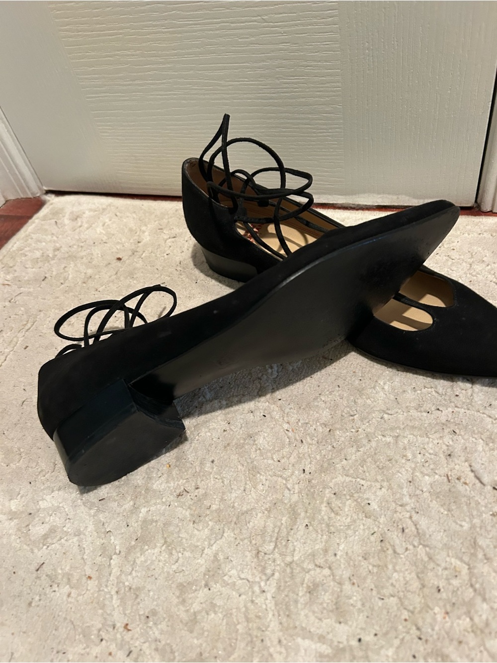 Charles Jourdan Black Pointed Suede Lace-Up Flats - Picture 3 of 3